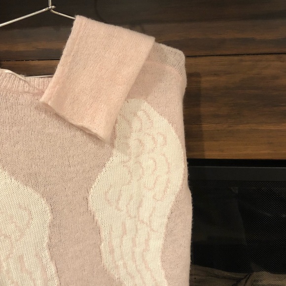 Chelsea and Violet angel wings sweater - Picture 4 of 4